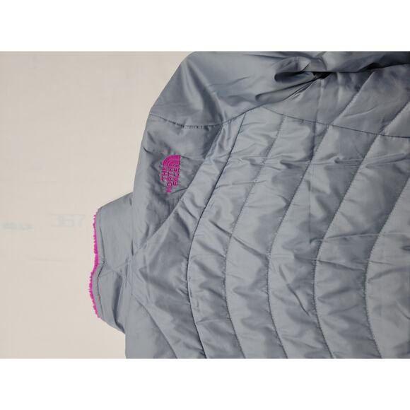 The North Face Women's Mossbud Insulated Reversible Puffer Jacket Size Medium - Picture 8 of 16